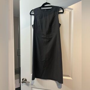 Theory Sleeveless Fitted Dress in Good Wool - 4